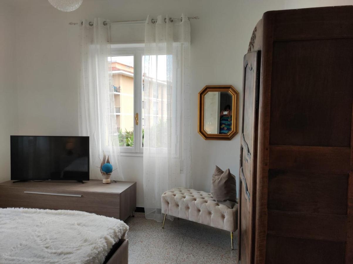 Appartamento Vicino Al Mare Con Parcheggio Riva Ligure Zewnętrze zdjęcie
